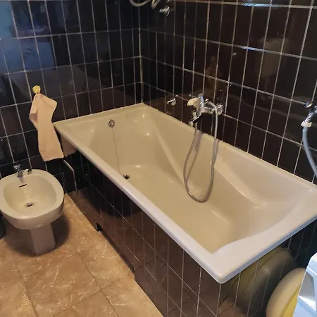 Apartament Gina *